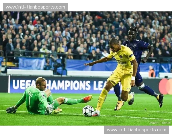 梦剧场的救赎时刻：曼联vs安德莱赫特，那场关于信仰与涅槃的博弈